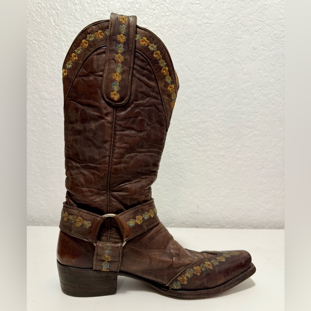 Old Gringo Cowboy Boots with Floral Embroidery - Picture 6 of 16